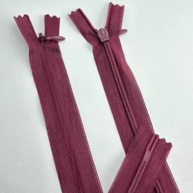 تصویر زیپ 60 سانت مخفی B&M زرشکی 