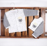 تصویر بلوز جلو باز نوزادی طرح بره 11009 