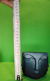 تصویر گلدان چند رخ کوچک 