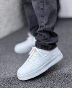 تصویر کفش مردانه نایکی ایر مدل ۴۲ چرم مصنوعی رنگ سفید 