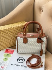 تصویر کیف صندوقی مایکل کورس کد۲۰۲ Michael kors