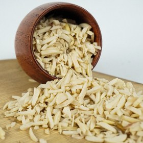 تصویر خلال بادام زمینی 