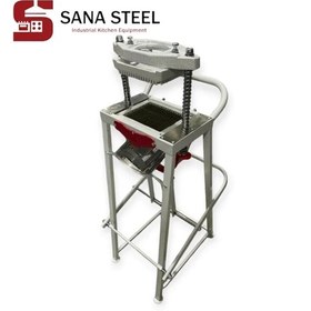 تصویر خلال کن پدالی سیب زمینی تیغه بزرگ 