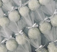 تصویر گیفت شمع گل آلاله 