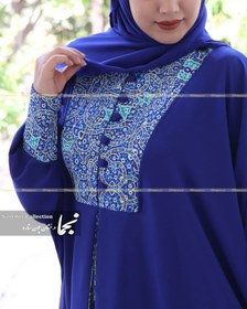 تصویر عبا سنتی کرپ الیزه مدل رُز آبی نجما - کاربنی / سایز Blue Rose Abaya