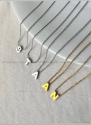 تصویر گردنبند حروف سه بعدی اول اسم لاتین 