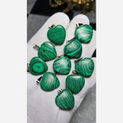 تصویر پک 10 عددی گردن آویز های سنگ طرح مالاکیت کد 34639 