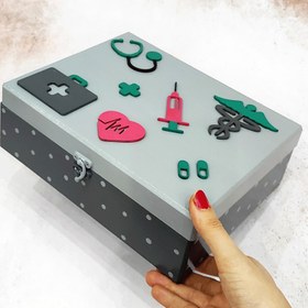 تصویر جعبه کمک های اولیه چوبی طرح پارسا 