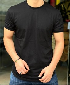 تصویر تیشرت ساده آستین کوتاه مردانه در رنگبندی مختلف Men's short sleeve simple t-shirt in different colors