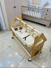 تصویر گهواره سنتی کلبه 