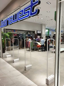 تصویر فروشگاه گیت سنتر