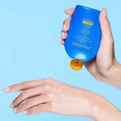 تصویر لوسیون ضد آفتاب صورت و بدن شیسیدو 150 میل ا Shiseido expert sun protector face & body lotion Shiseido expert sun protector face & body lotion