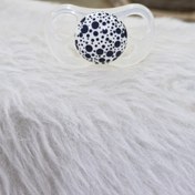 تصویر پستونک تویست شیک سفید مناسب بالای شش ماه 