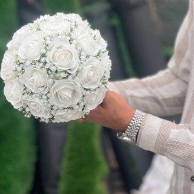 تصویر دسته گل عروس رز نباتی 