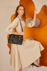 تصویر کیف شانه زنانه مونوگرام مشکی 05PO22Y1561 برند Pierre Cardin(پیر کاردین) به رنگ مشکی در دسته کیف زنانه 