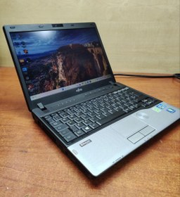 تصویر لپتاپ استوک Fujitsu P702 i5-8GB-256-SSD-12inch 