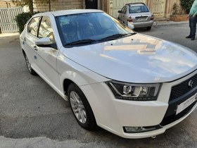 تصویر ایران خودرو دنا پلاس 1401 ا معمولی 2 ایربگ - نیمه فول معمولی 2 ایربگ - نیمه فول