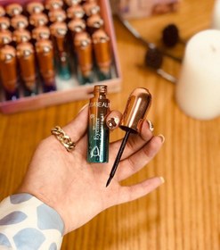 تصویر خط چشم مویی 