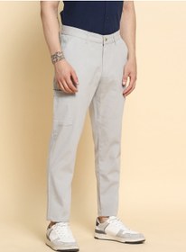 تصویر شلوار کژوال مردانه خاکستری روشن - فیت معمولی، از جنس پنبه و لیکرا برند dennis lingo Light Grey Casual Trousers for Men - Regular Fit, Cotton Lycra