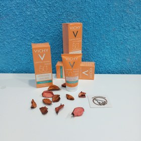 تصویر ضد آفتاب و ضد چروک پوست نرمال تا خشک ویشی VICHY Capital Soleil SPF 50 Normal to dry skin 