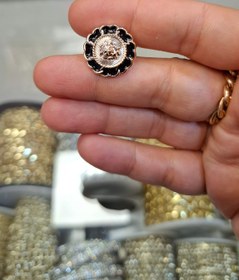 تصویر دکمه طرح فلز - سایز1 