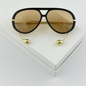 تصویر بوتگا گوشواره دار 