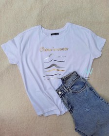 تصویر تیشرت سفید طرح موج T_shirt