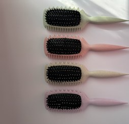 تصویر برس باونس کرل دو طرفه «فر ریز» و «فر درشت» - فروشگاه فرلیکا 