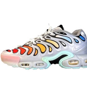 تصویر کتونی نایک مدل ایرمکس پلاس تی ان طوسی Nike Air Max Plus TN Grey 