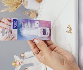 تصویر چسب ناخن برند Miss Variety کد 688_16 