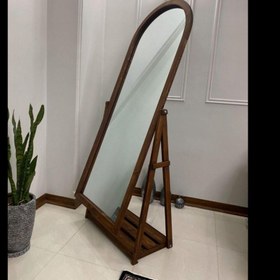 تصویر آینه قدی پایه دار کد 10705 