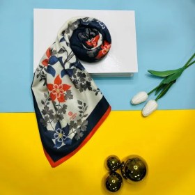 تصویر روسری گلدار مجلسی 