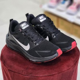 تصویر کفش نایک ایر زوم سیاه قرمز زنانه و پسرانه - nike air zoom 