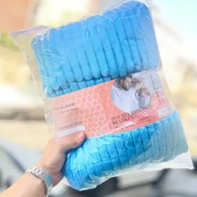 تصویر پتو پلیسه ای مدل کاترین آبی دونفره 