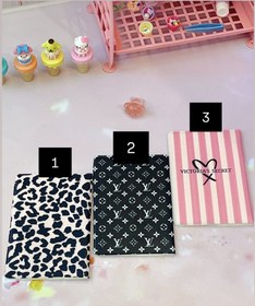 تصویر جلد پاسپورت و‌شناسنامه 