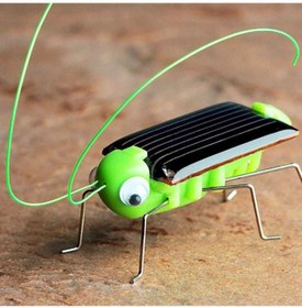 تصویر اسباب‌بازی ربات موریانه خورشیدی برند beauenty Solar Powered Grasshopper Robot Toy