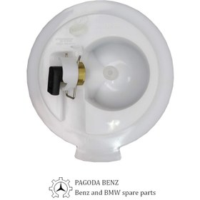 تصویر صافی بنزین بنز W218 