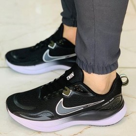 تصویر کتونی رانینگ مردانه و زنانه نایک زوم مخصوص دویدن و ورزش nike zoom 