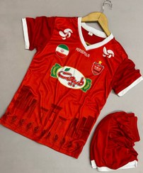 تصویر ست فوتبالی پسرانه پرسپولیس طرح ۲۰۲۶ سایز بچه گانه 