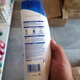 تصویر شامپو ضد شوره هد اند شولدرز مدل Classic Clean حجم ۳۳۰ میلی لیتر 