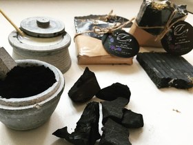 تصویر صابون زغال اکتیو Activated charcoal soap