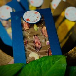 تصویر شکلات دستساز میوه‌ای 