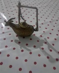 تصویر چراغ پیسوز آنتیک 