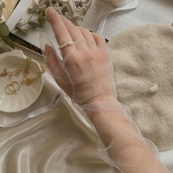 تصویر دستکش توری کرم 