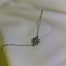 تصویر دستبند طرح گل 