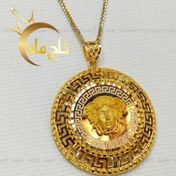 تصویر مدال طلا ورساچه مدل تاج ماه 