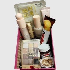 تصویر باکس هدیه راز دلبر raze-delbar-giftbox