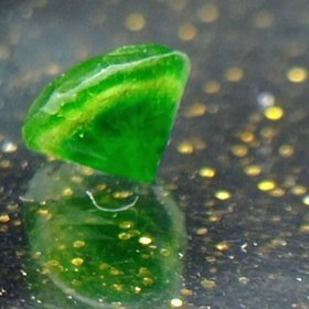 تصویر جواهر دمانتوئید d17 