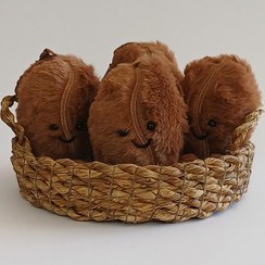 تصویر عروسک آویز قهوه 