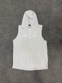 تصویر نیم زیپ کلاه دار 